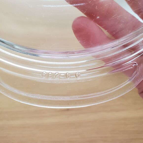 Vintage Pyrex 022 White Opal Casserole Dish With Lid - Picture 13 of 15